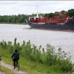 die Radwege am NOK sind ausgezeichnet...