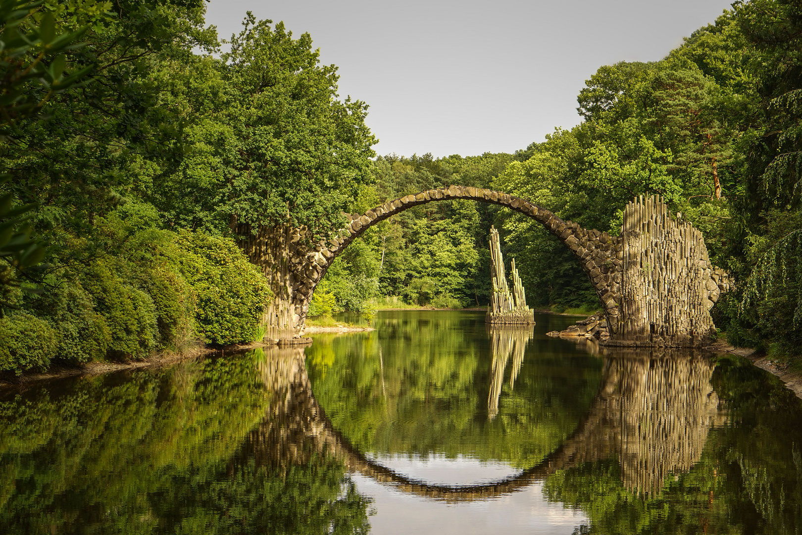 Die RakotzBrücke Foto & Bild teich, brücke, romantik Bilder auf