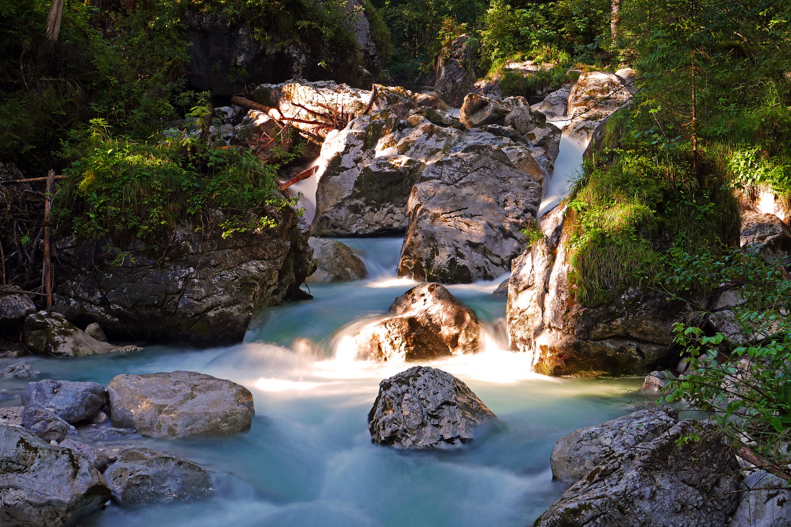 Die Ramsauer Aache im Zauberwald Berchtesgadener Land