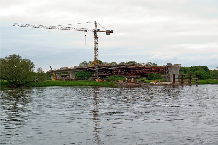 Die rechtselbische Vorlandbrücke wächst