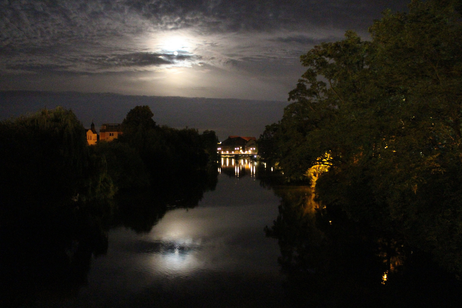 Die Regnitz bei Nacht