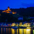 Die Reichsburg in Cochem an der Mosel am Abend