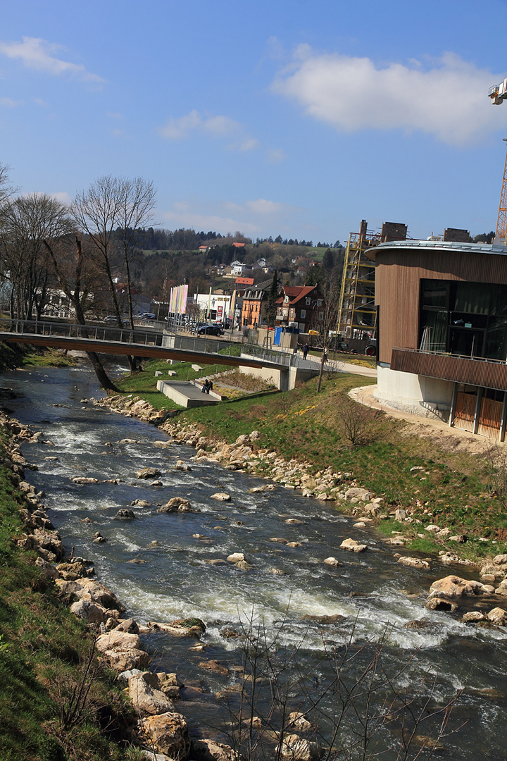 Die Rems fließt durch Schwäbisch Gmünd