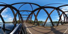 Die Rheinbrücke...