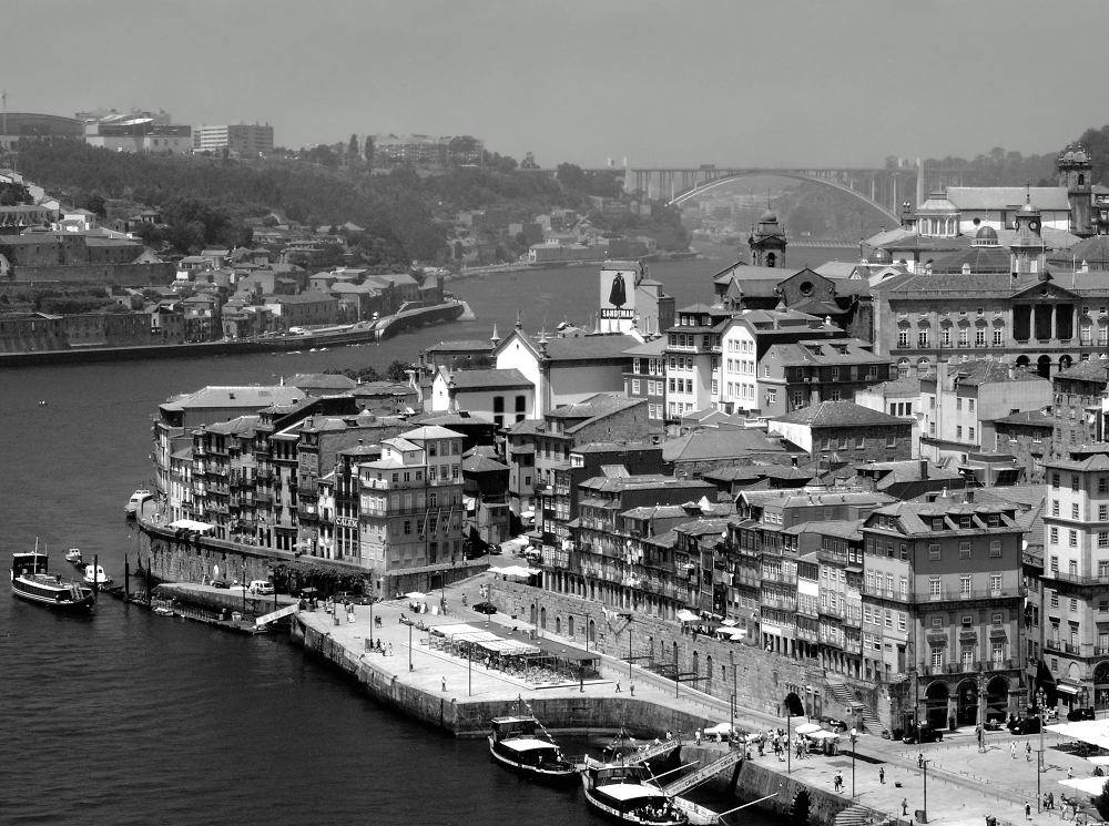 Die Ribeira / Cais Estiva