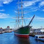 Die Rickmer Rickmers im Hamburger Hafen