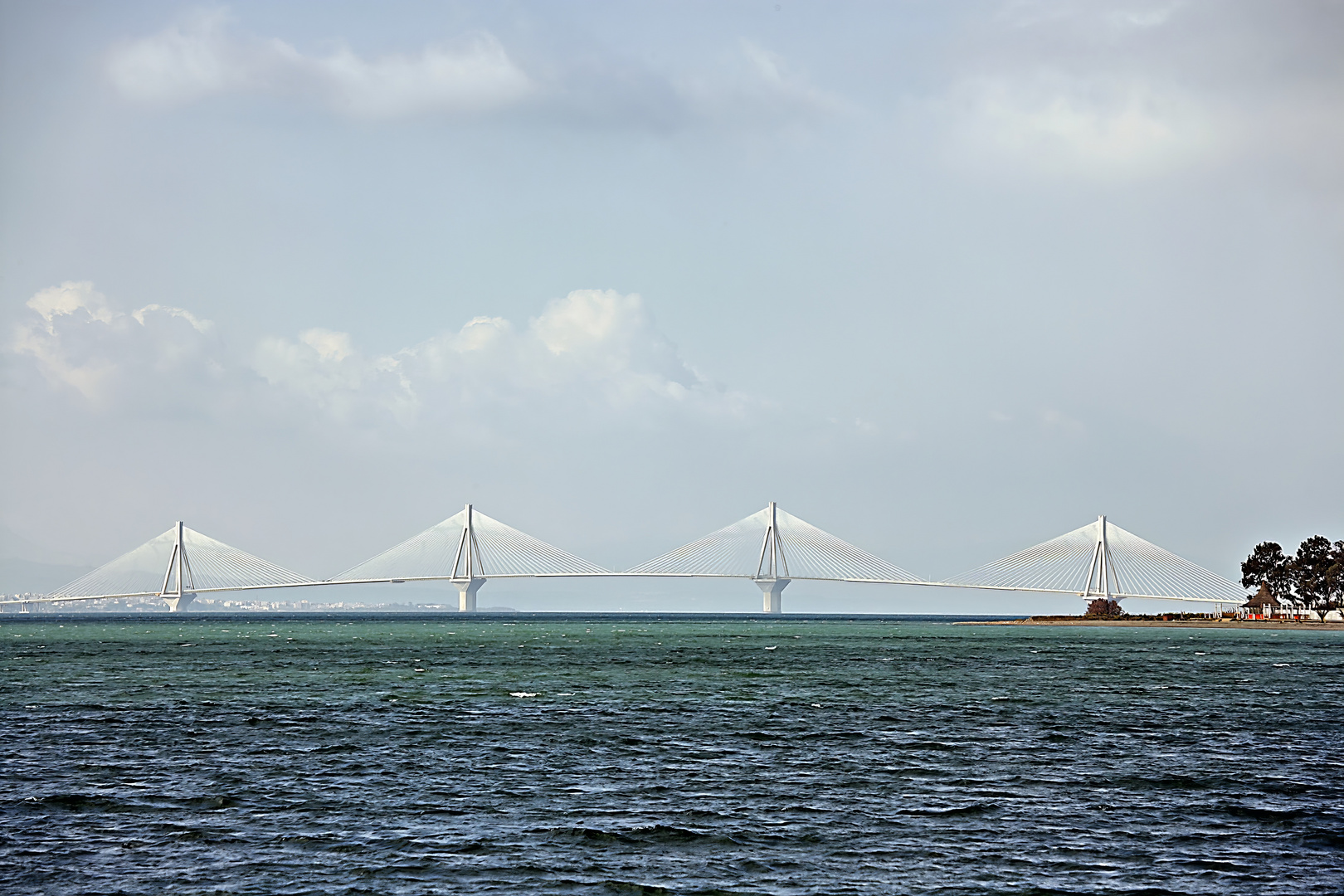 Die Rio-Andirrio-Brücke