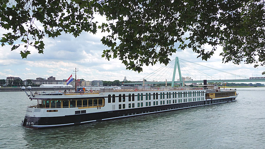 Die RIVER QUEEN