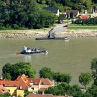 . . „die Rollfähre bei Weissenkirchen“. .