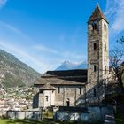 Die romanische Kirche Santi Pietro e Paolo in Biasca... 