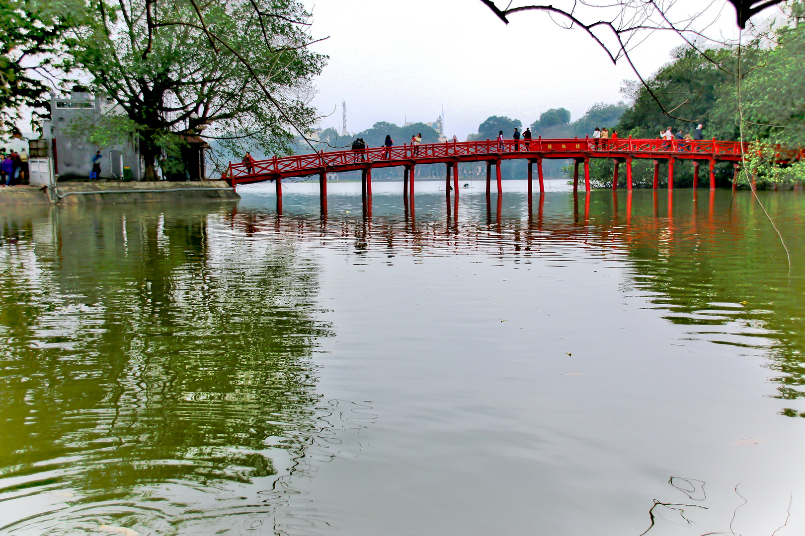 Die Rote Brücke Hanoi