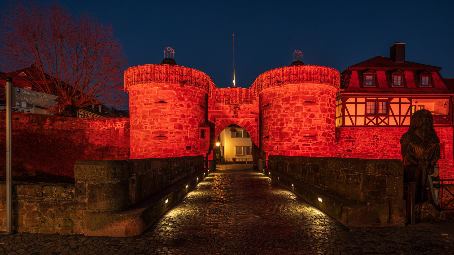 Die rote Festung