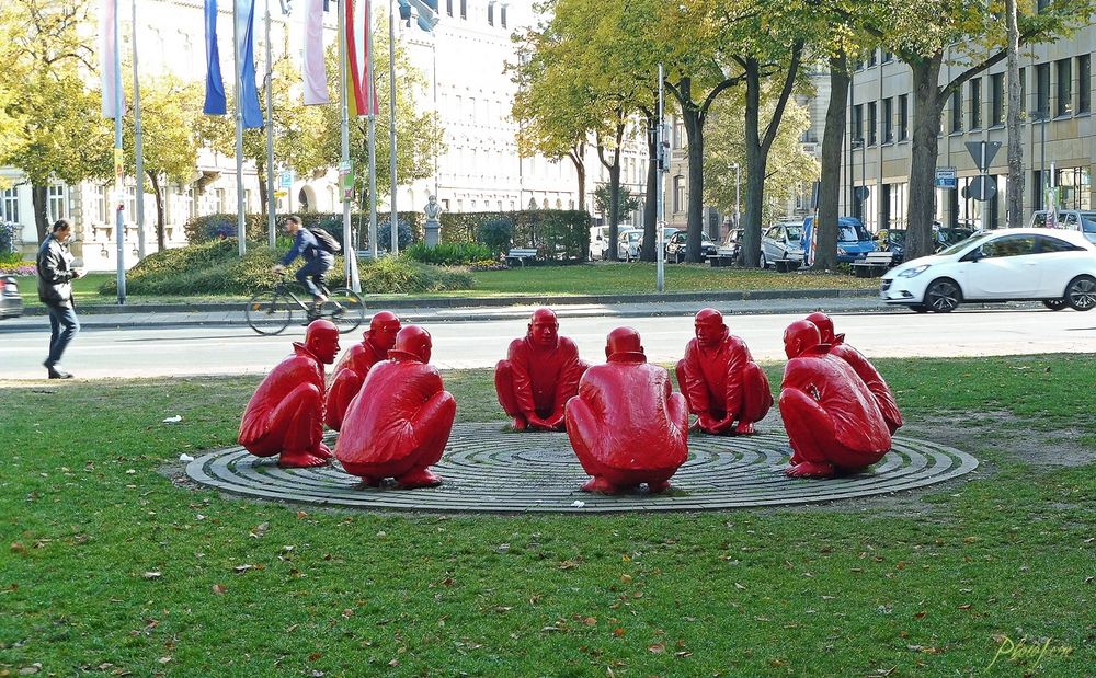 die rote Sitz-Konferenz