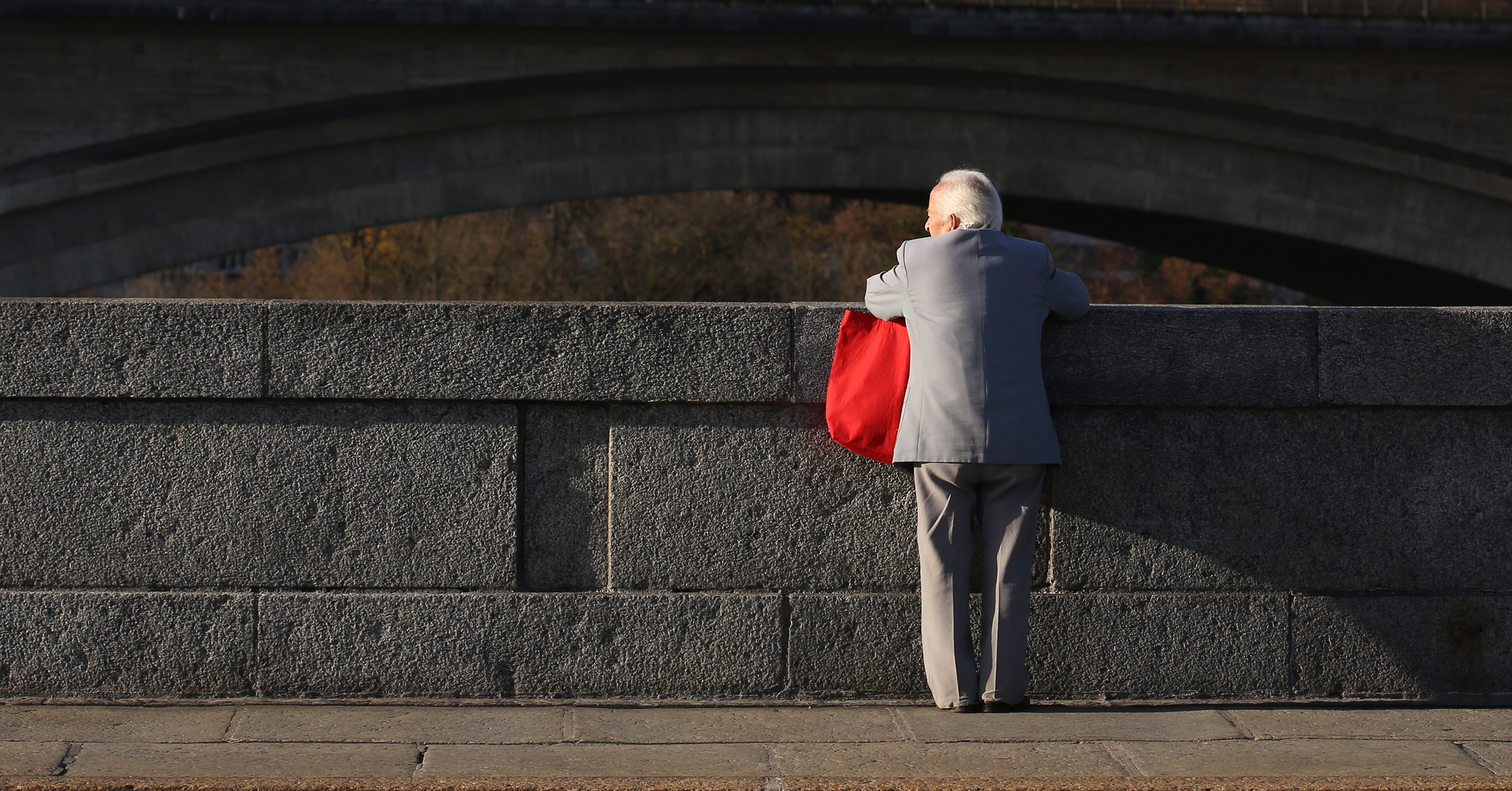 Die rote Tasche