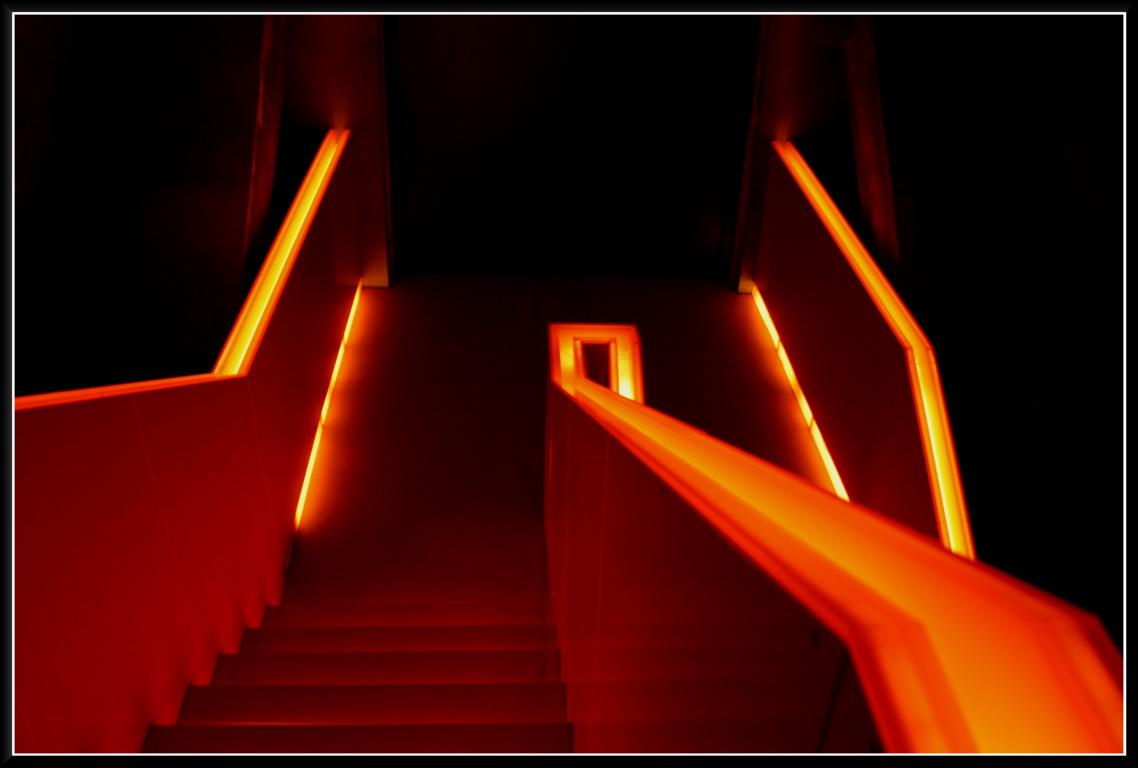 die rote Treppe in der Zeche Zollverein