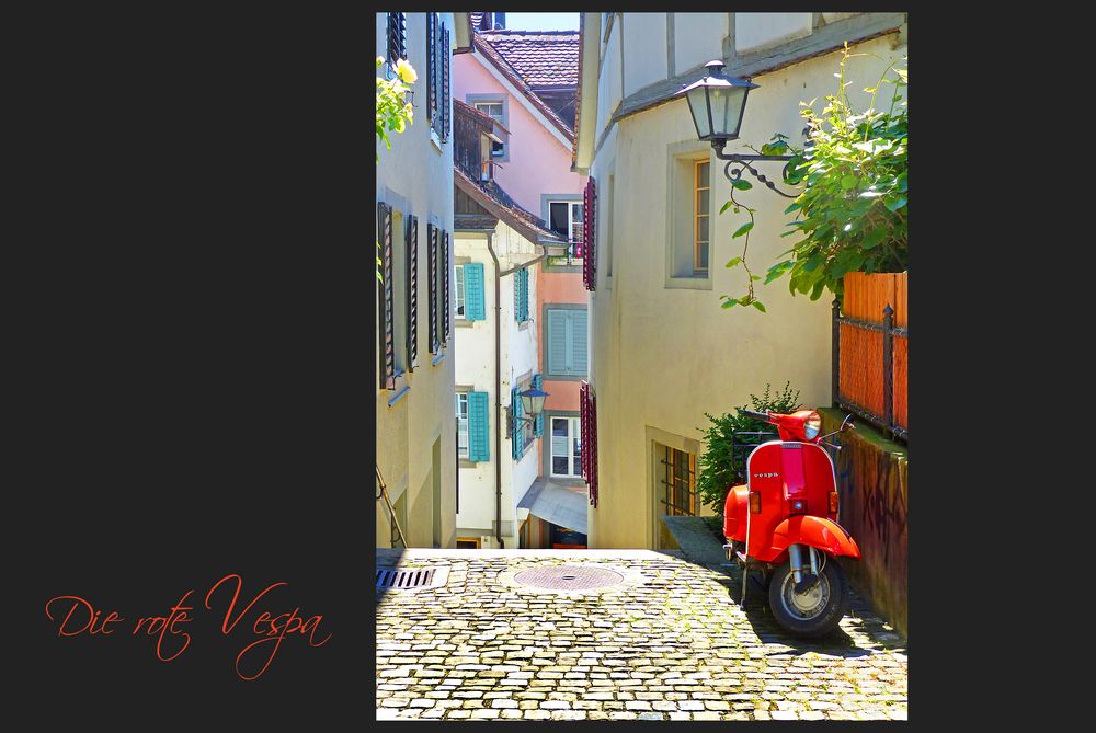 Die rote Vespa