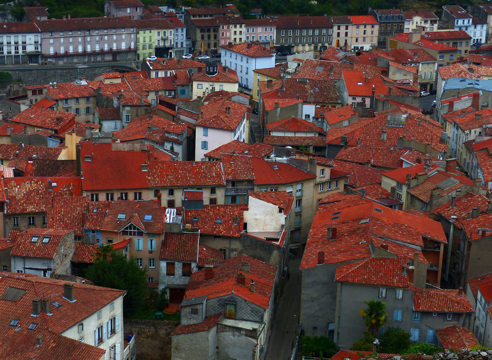 Die roten Dächer von Foix