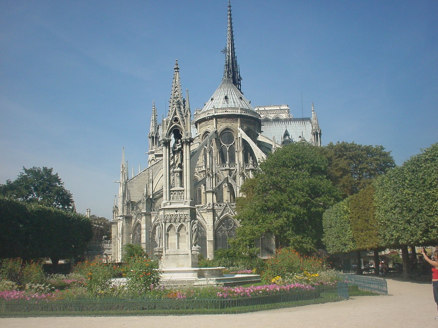 die Rückseite von Notre Dame