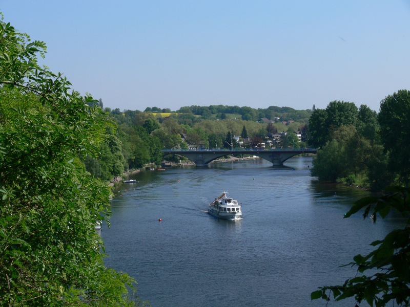 die Ruhr bei Mülheim-Menden