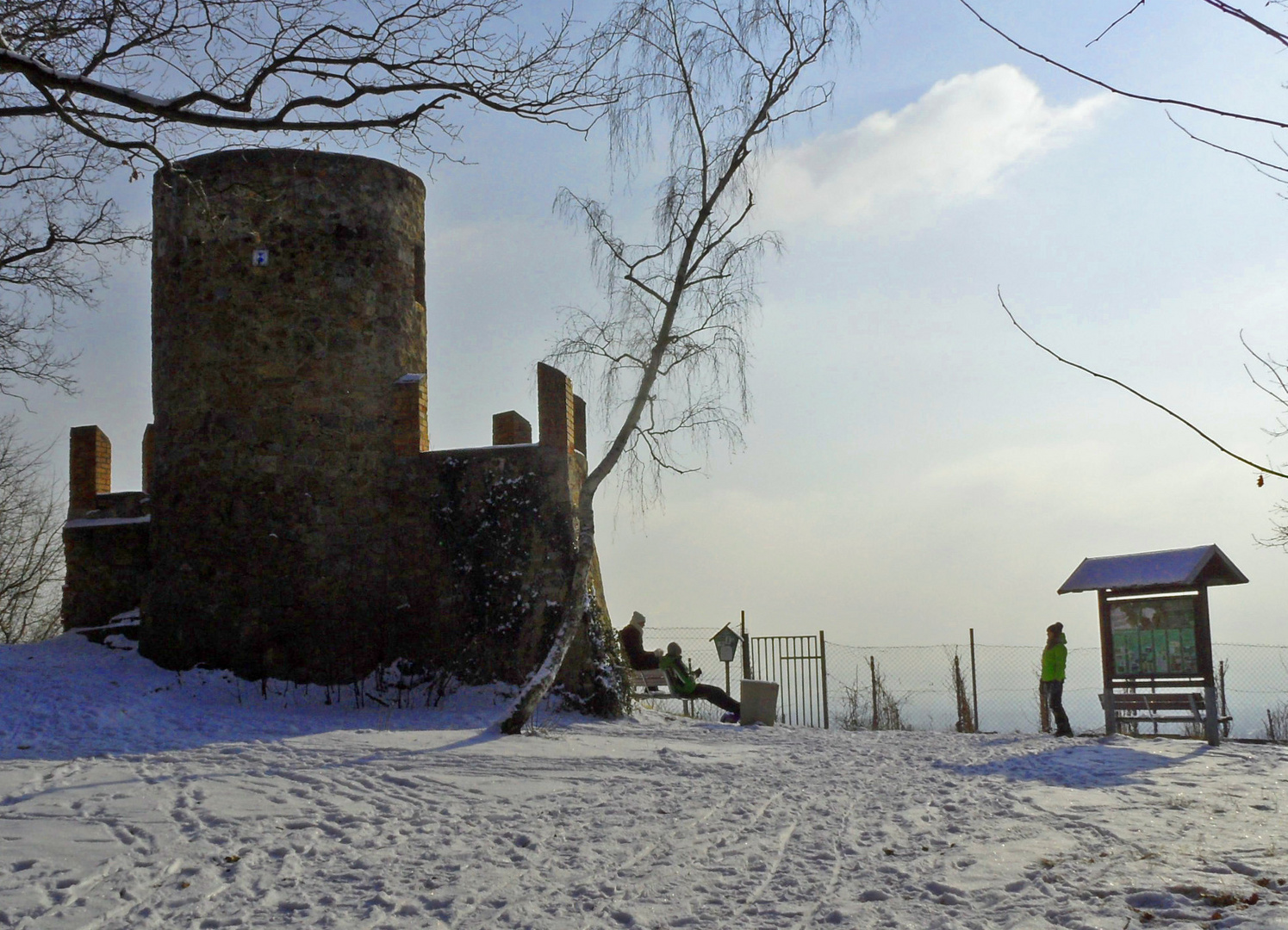 Die Ruine im Schnee