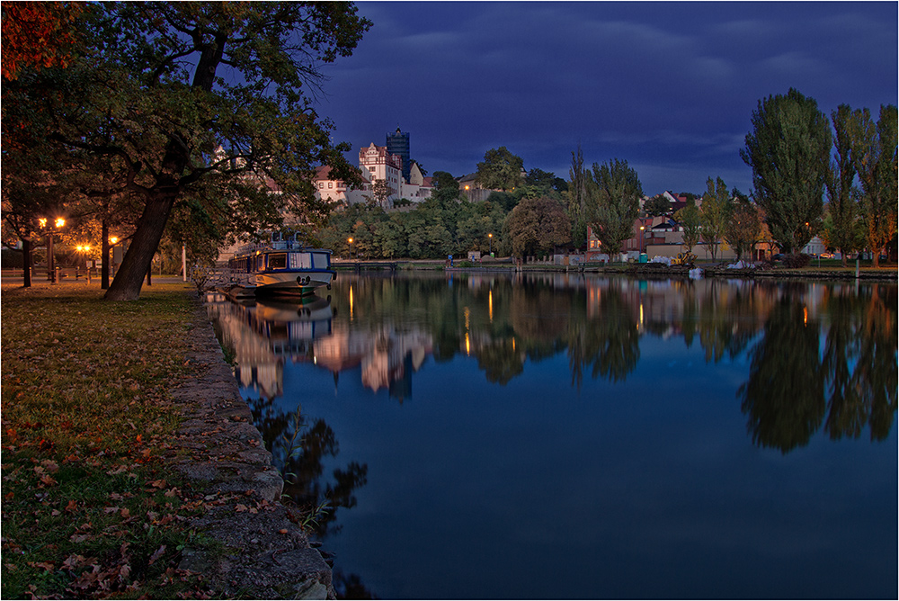 Die Saale bei Nacht