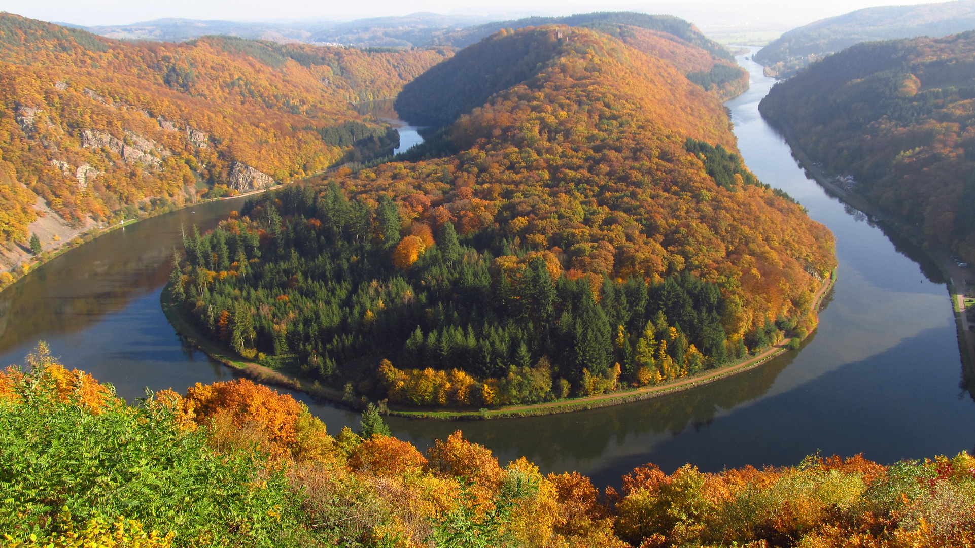 Die Saarschleife im Herbst