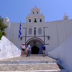 ...die Saint George Kirche in Pyrgos...