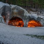 Die Sandsteinhöhlen unter der Festung Regenstein (1)