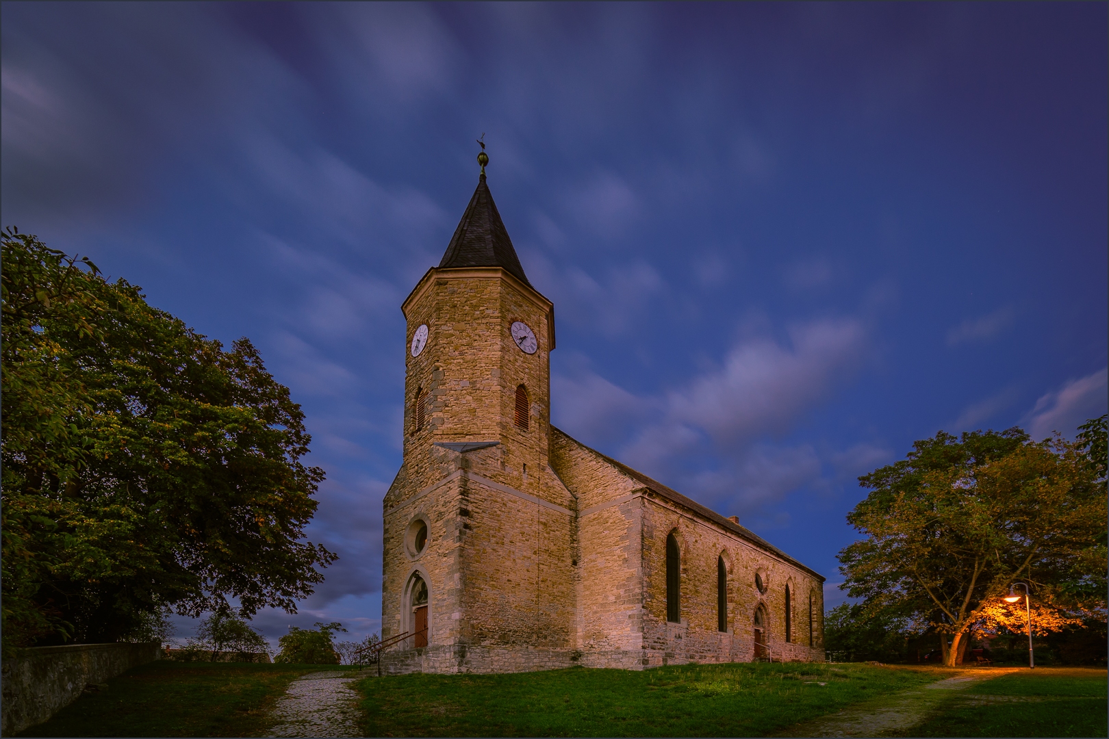 Die Sankt Annen Kirche zu Schadeleben (1)