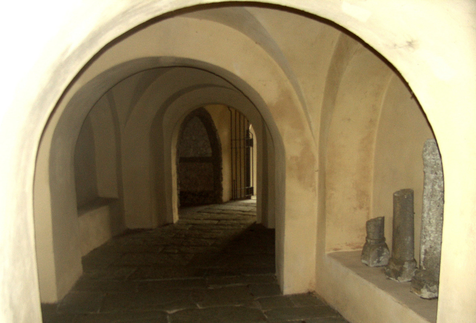 Die Sankt-Lubentius-Basilika (4)