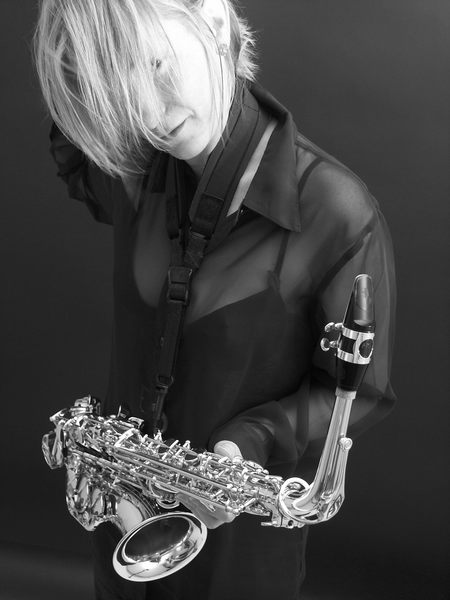 Die Saxophonistin 5