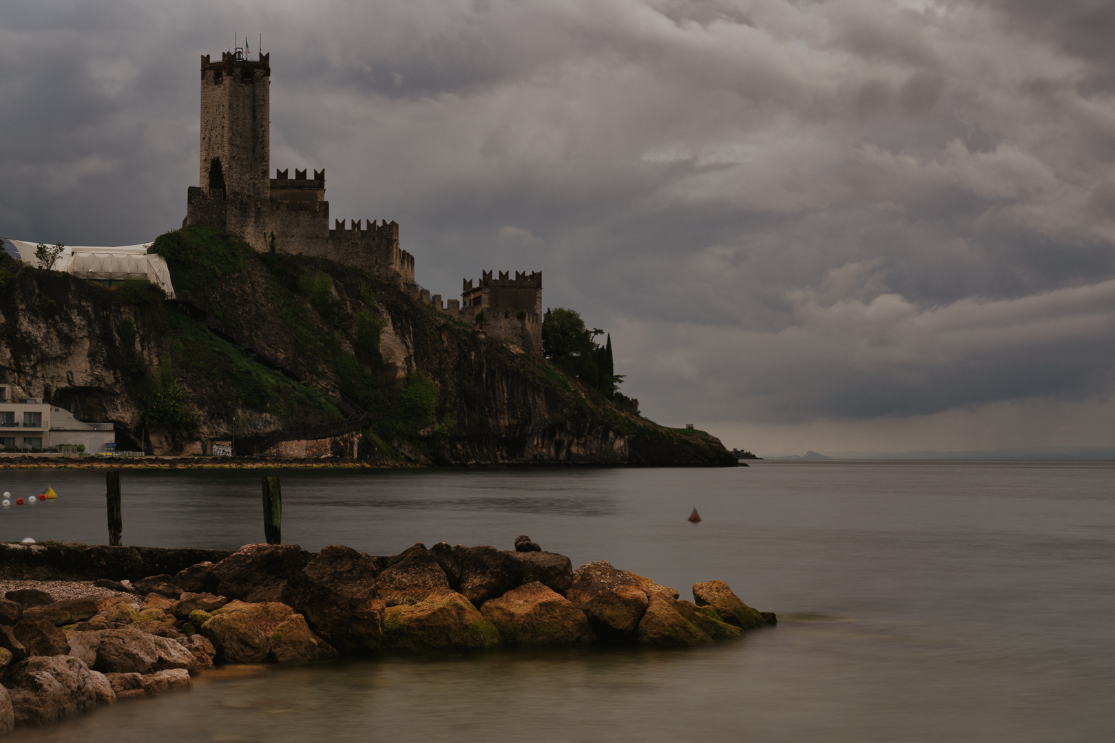 Die Scaligerburg (italienisch Castello Scaligero) in Malcesine