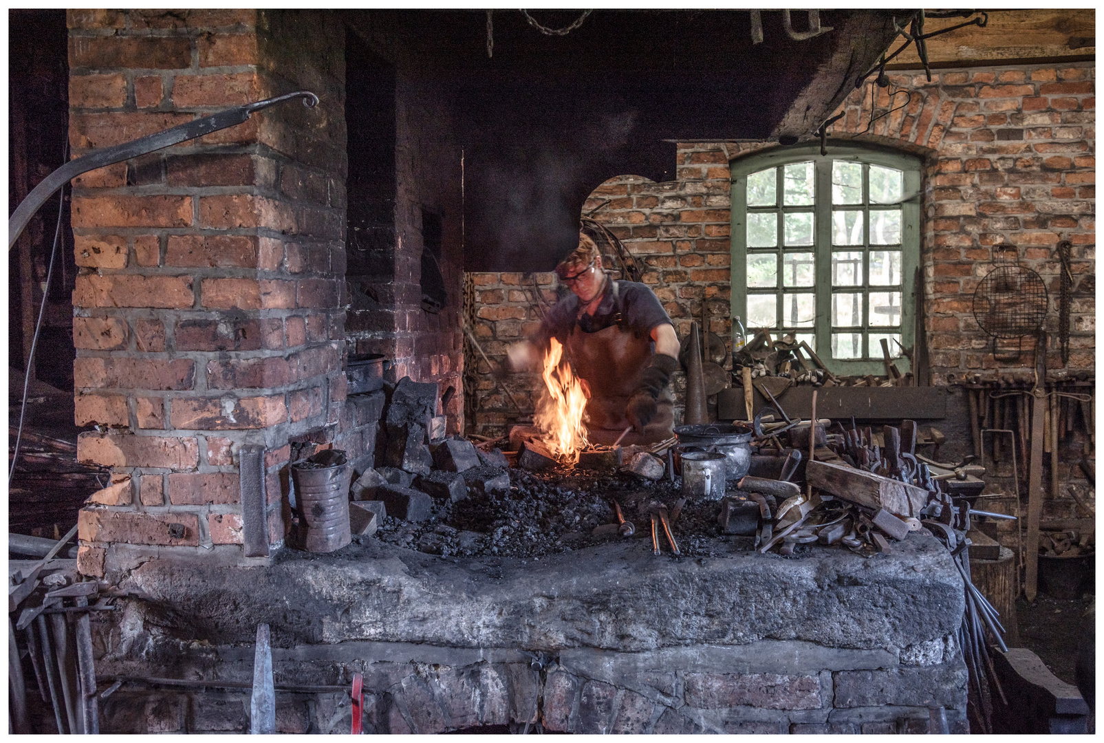 Die Schmiedekunst... Foto & Bild erwachsene, industrie und technik, menschen bei der arbeit