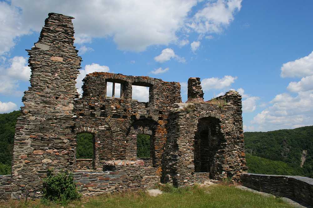 Die Schmittburg im Hunsrück..