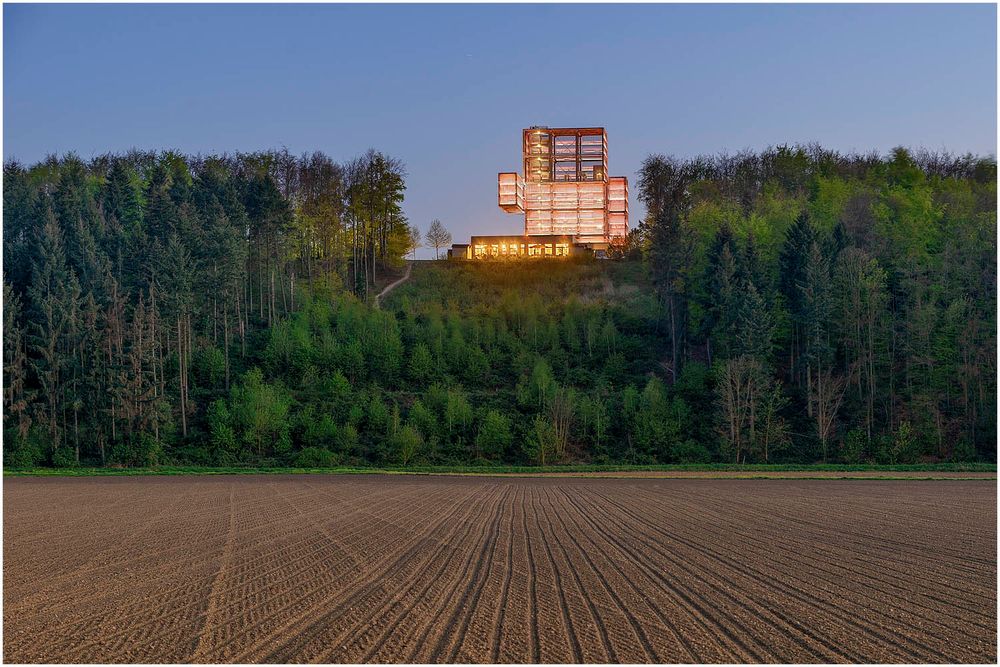 Die Schneise... Foto & Bild architektur, architektur bei nacht, türme