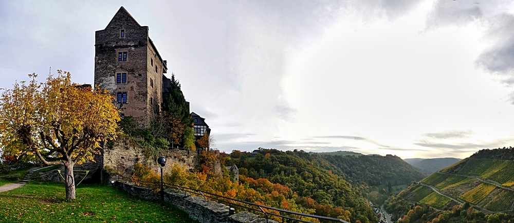 Die Schönburg in Oberwesel am Rhein