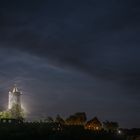 Die Schönburg verdeckt den Vollmond