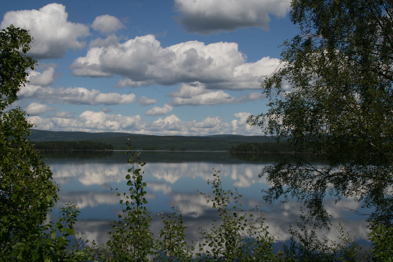   Die Schöne Seen Und Fjorde in die Schöne Naturlandsaft