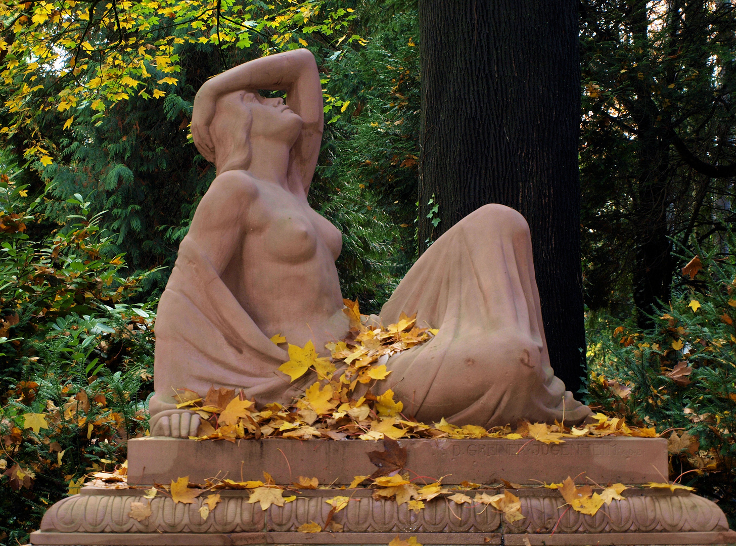 Die Schöne vom Melaten Friedhof....