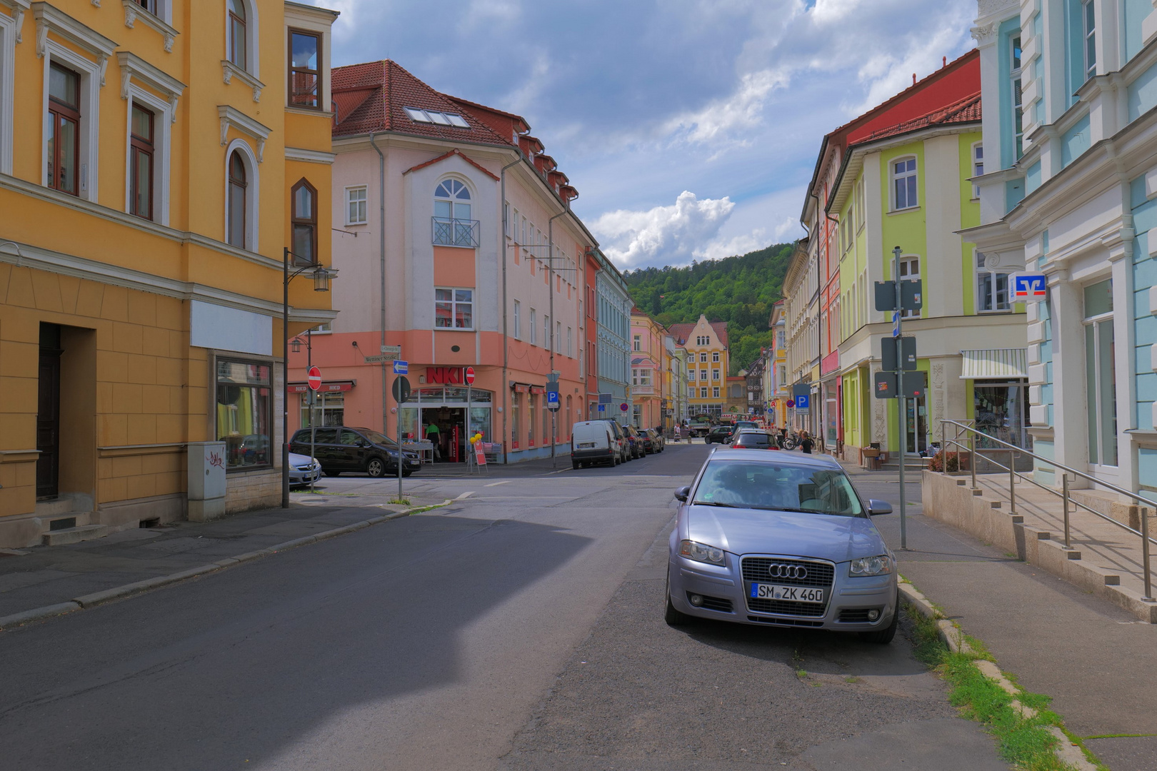 die schönen Farben der Häuser in Meiningen