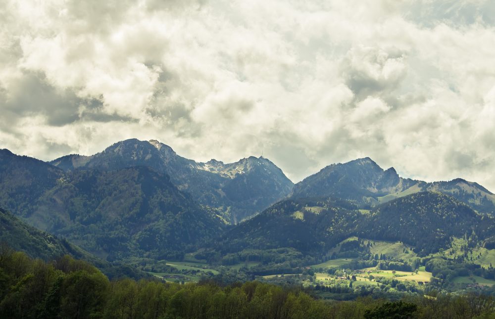 Die Schönheit eines heraufziehenden Unwetters in den Bergen