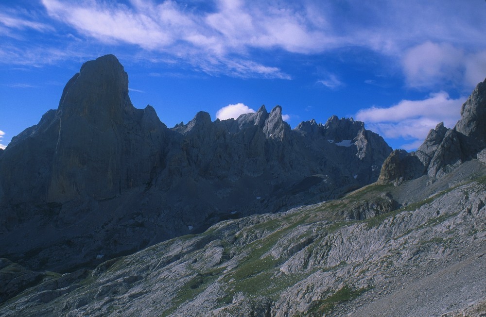 Die schönsten Gipfel der Picos (2) .....