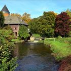 Die Schwalm bei Brüggen a. Niederrhein mit "Alter Mühle" und Burg