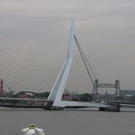 Die Schwanenbrücke in Rotterdam