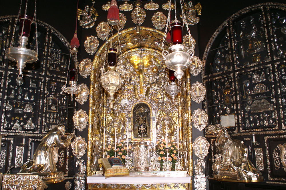 Die schwarze Madonna (Altötting) Foto & Bild architektur, sakralbauten, figuren&details Bilder Die schwarze Madonna (Altötting) Foto & Bild architektur, sakralbauten, figuren&details Bilder