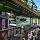 Die Schwebebahn ...