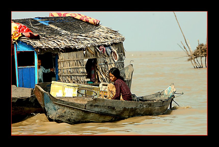 Die Schwimmenden Dörfer auf dem Tonle Sap See - Mama kommt nach Hause