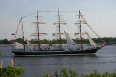 Die Sedov ...