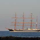 *...die "SEDOV" beim Auslaufen...*