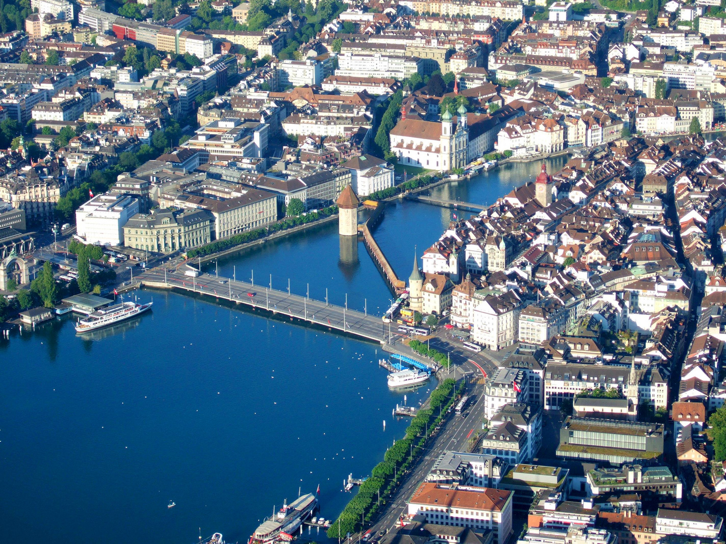 Die Seebrücke - der Verkehrsknotenpunkt Luzerns